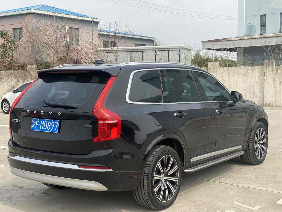 沃爾沃 XC90  2022款 B6 智逸運(yùn)動版 7座圖片