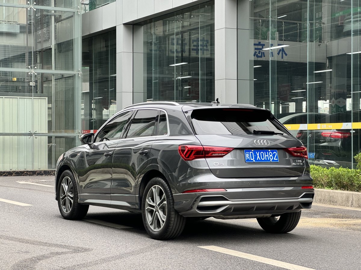 奧迪 奧迪Q3  2022款 40 TFSI 時尚動感型圖片