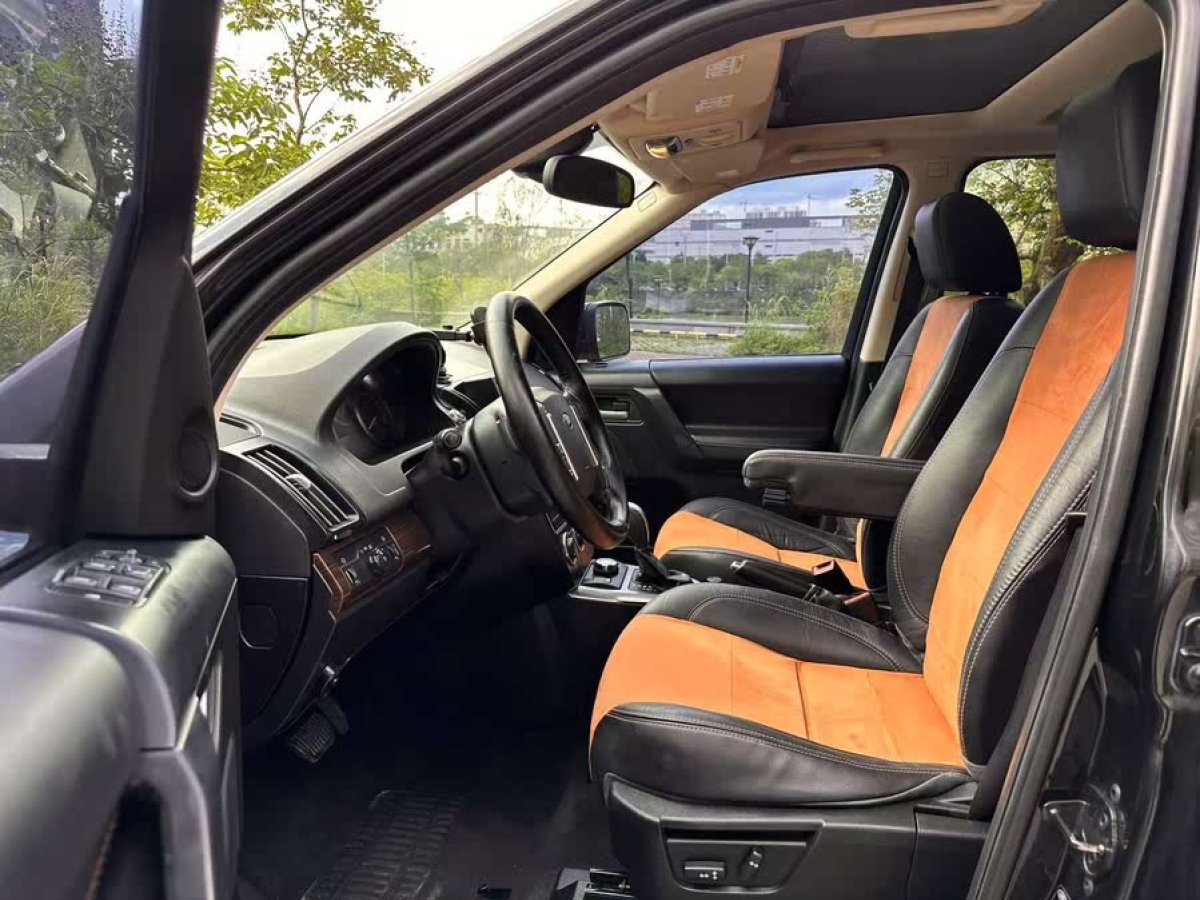 路虎 神行者2  2012款 2.0T Si4 HSE汽油版圖片