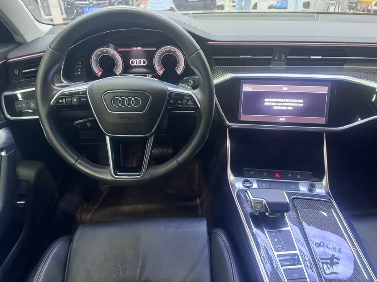 奧迪 奧迪A6L  2022款 45 TFSI quattro 臻選動感型圖片