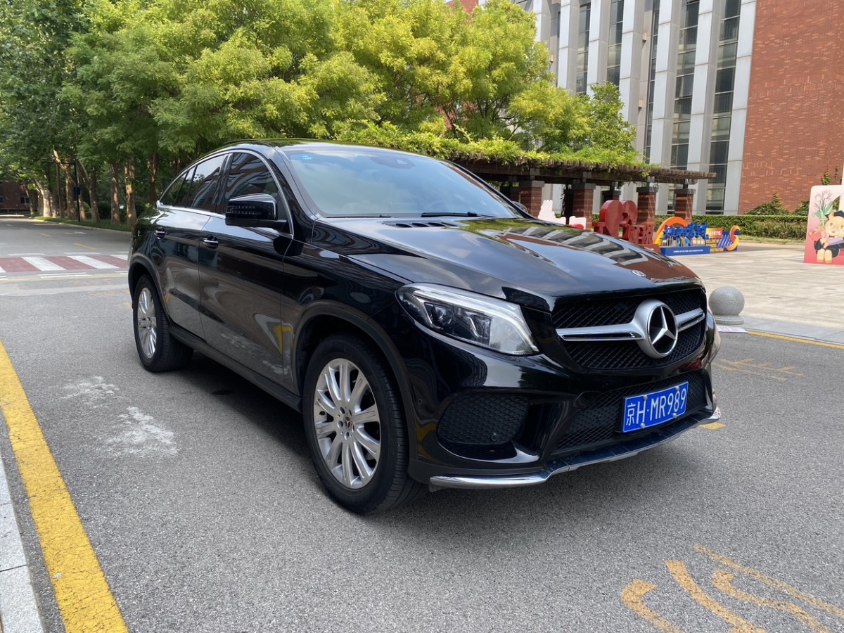 奔驰 奔驰GLE轿跑  2018款 GLE 320 4MATIC 轿跑SUV图片