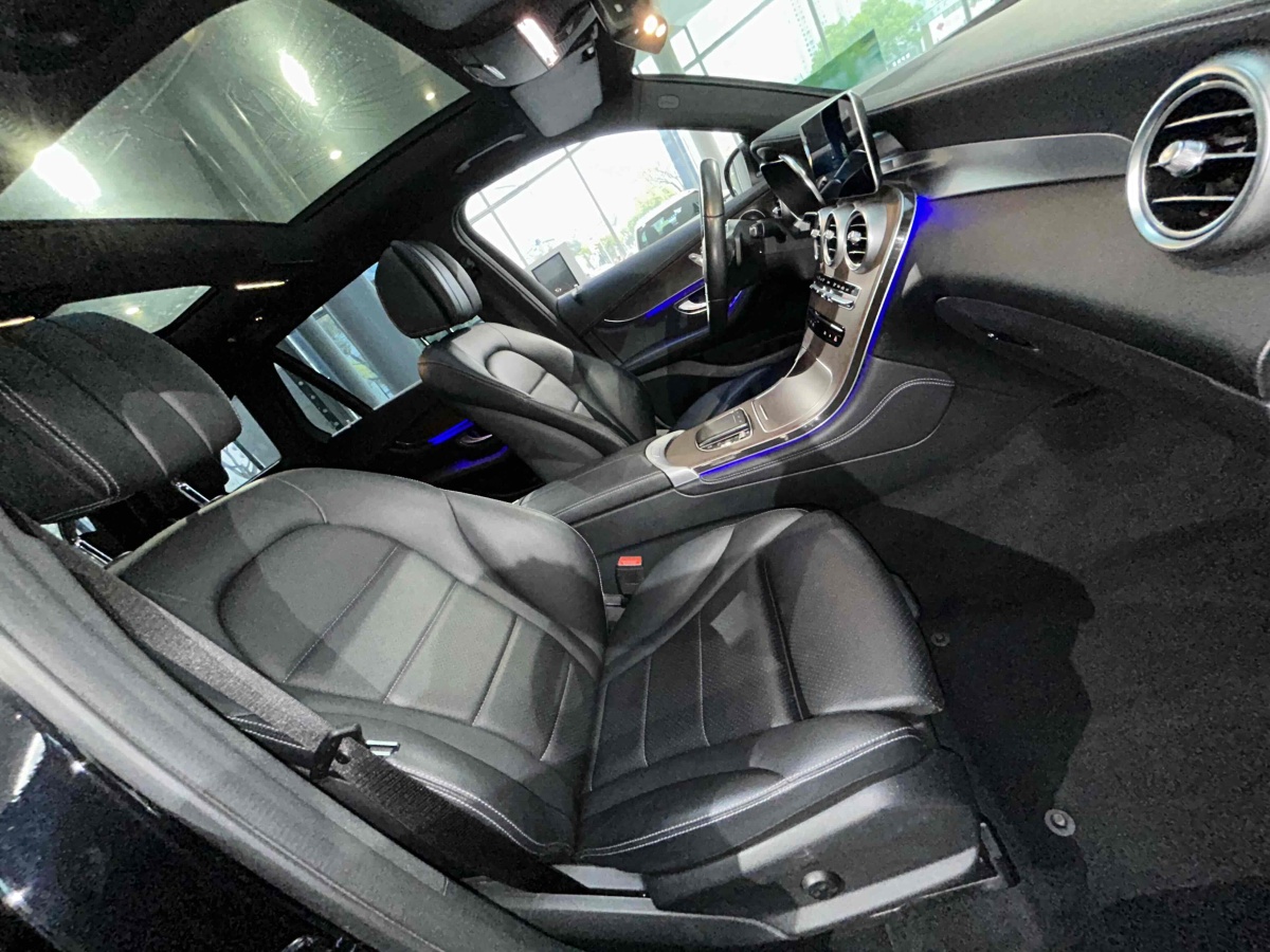 奔馳 奔馳GLC  2025款 改款 GLC 260 L 4MATIC 豪華型圖片