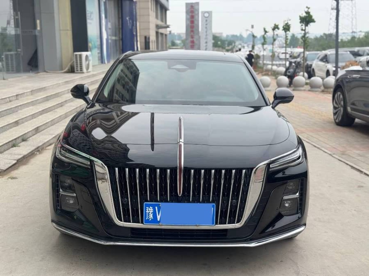 紅旗 H5  2023款 2.0T 自動智聯(lián)旗享版圖片