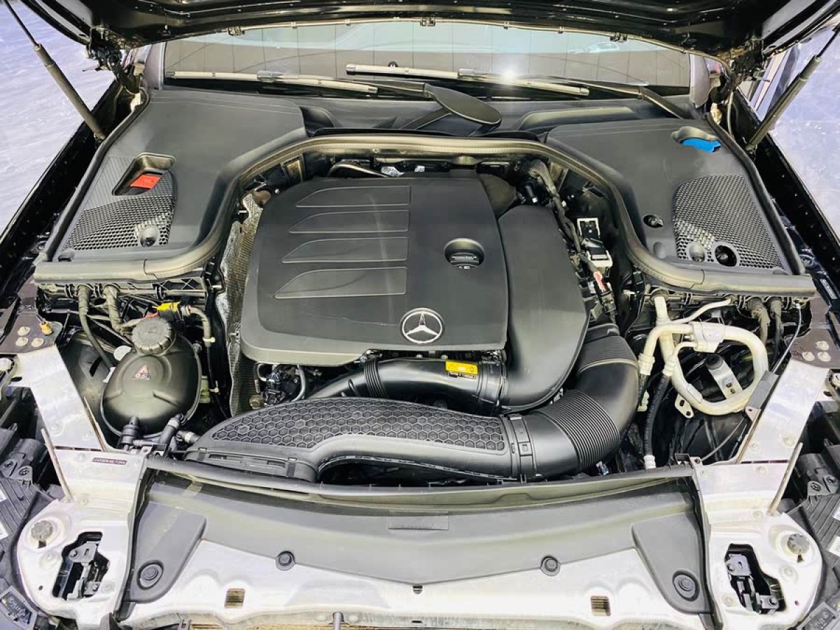 奔馳 奔馳E級(jí)  2021款 改款 E 300 L 豪華型圖片