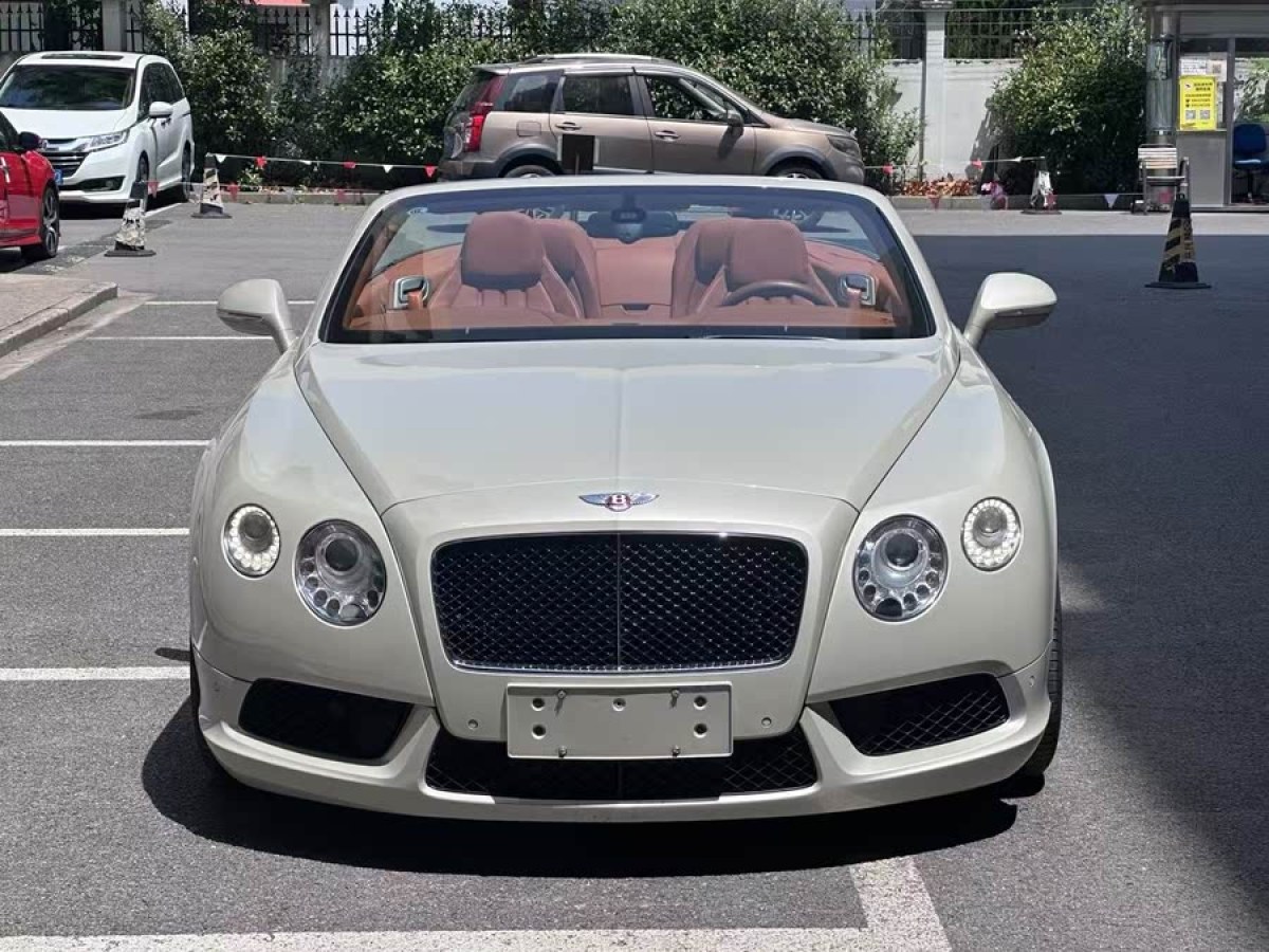 賓利 歐陸  2012款 4.0T GTC V8圖片