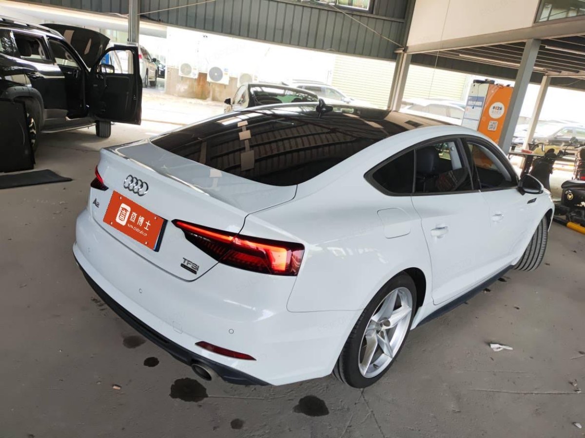 奧迪 奧迪A5  2019款 Sportback 40 TFSI 時(shí)尚型圖片
