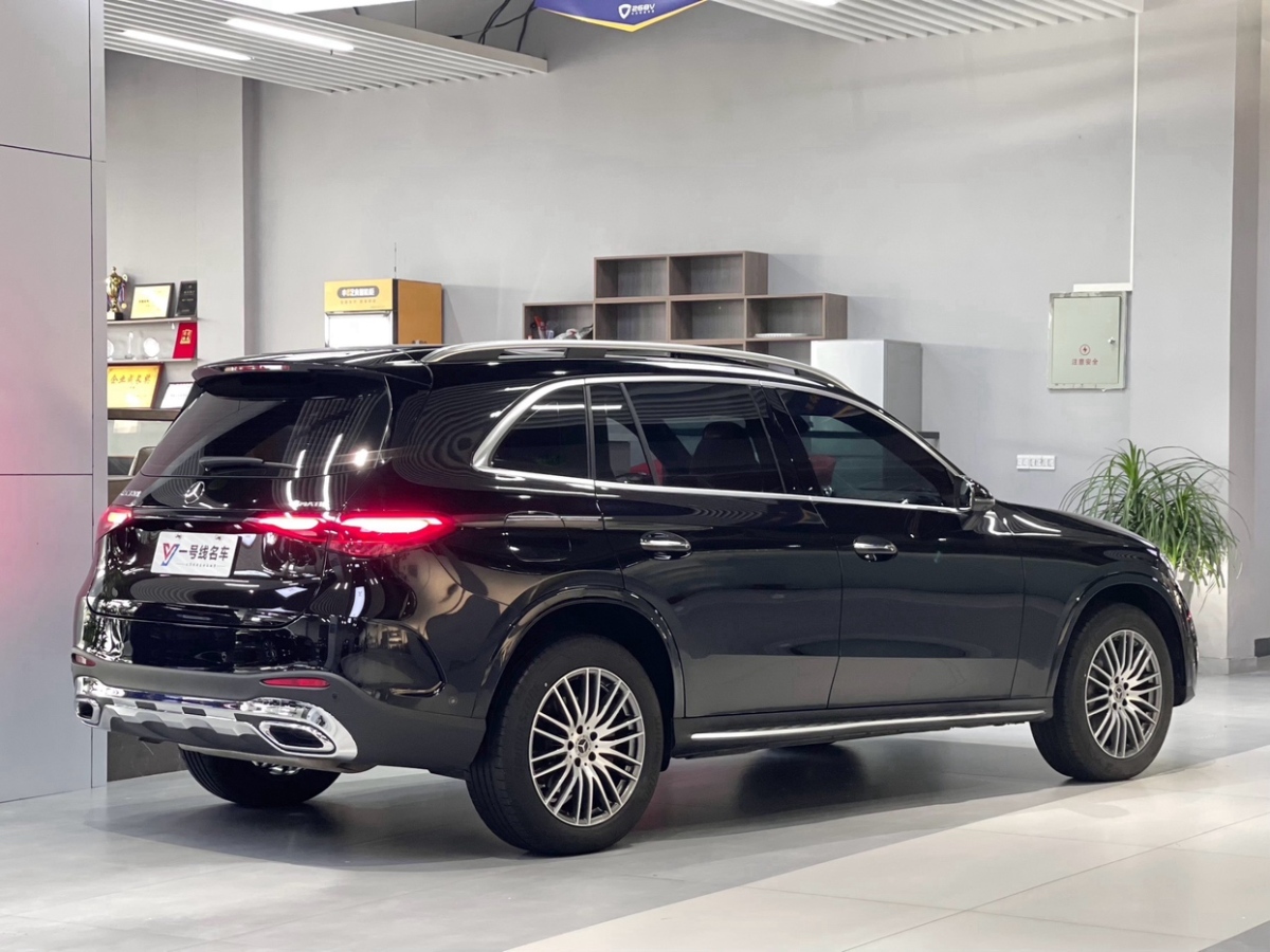 奔馳 奔馳GLC  2023款 GLC 300 L 4MATIC 動(dòng)感型 7座圖片