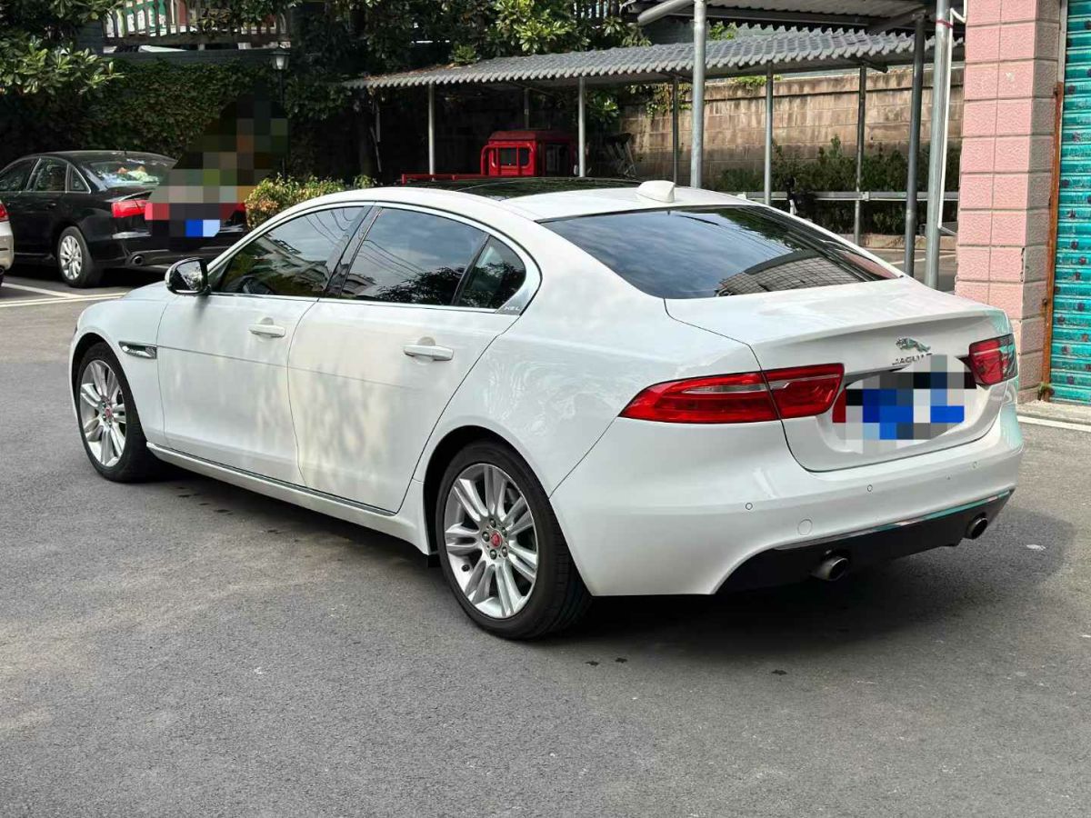 捷豹 XE  2018款 2.0T 300PS 四驅(qū)R-Sport運動版圖片