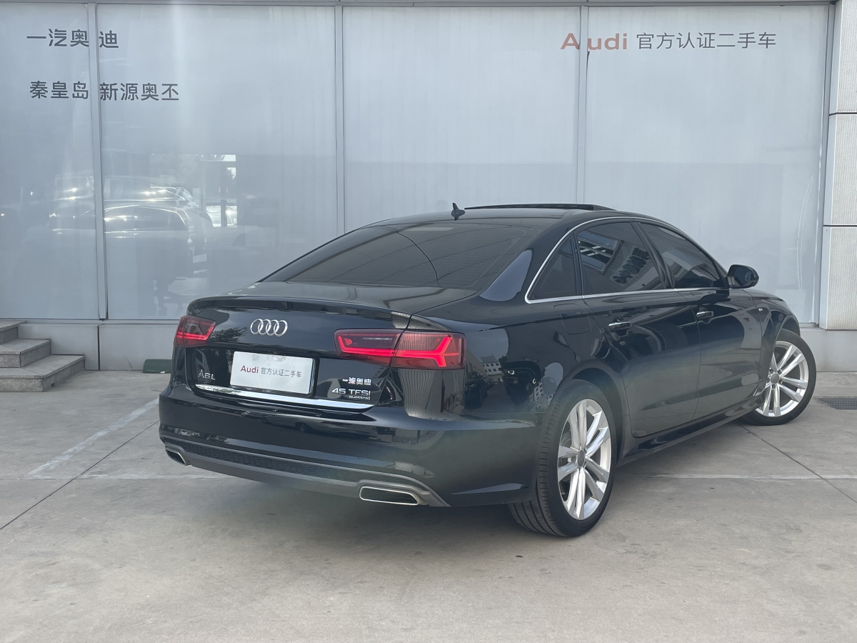 2019年1月奧迪 奧迪A4L  2018款 30周年年型 45 TFSI quattro 運(yùn)動型