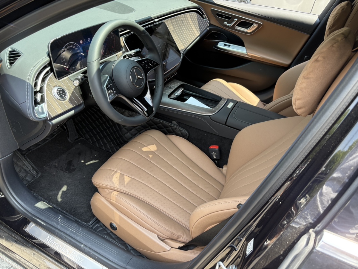 奔馳 奔馳E級(jí)  2024款 E 300 L 時(shí)尚型圖片