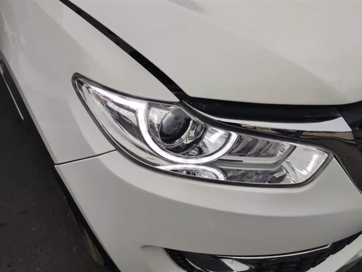 凱翼 X3  2016款 1.6L CVT智聯(lián)III版圖片