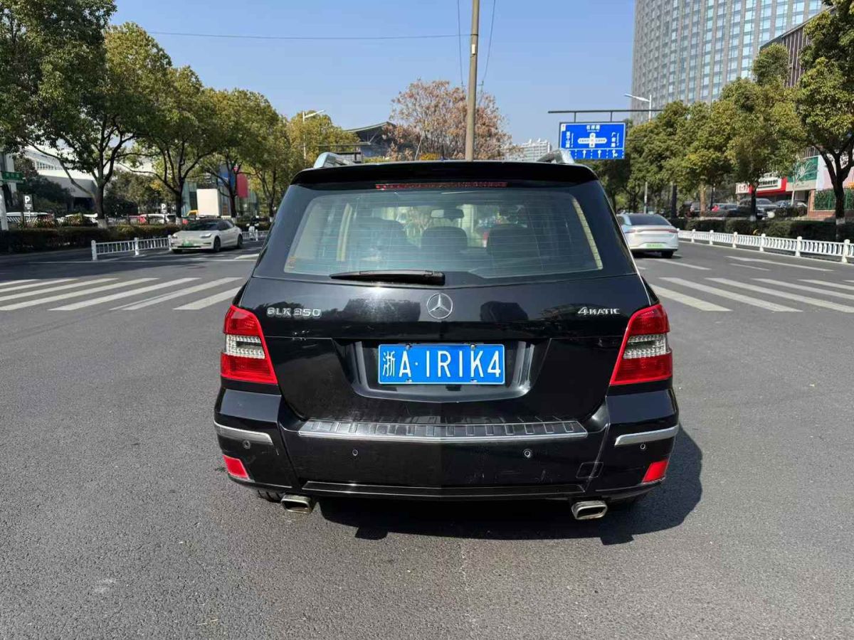 奔馳 奔馳GLK級(jí)  2010款 GLK 300 4MATIC 時(shí)尚型圖片