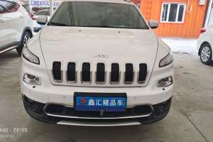 2016年8月 自由光 Jeep 2.4L 优越版