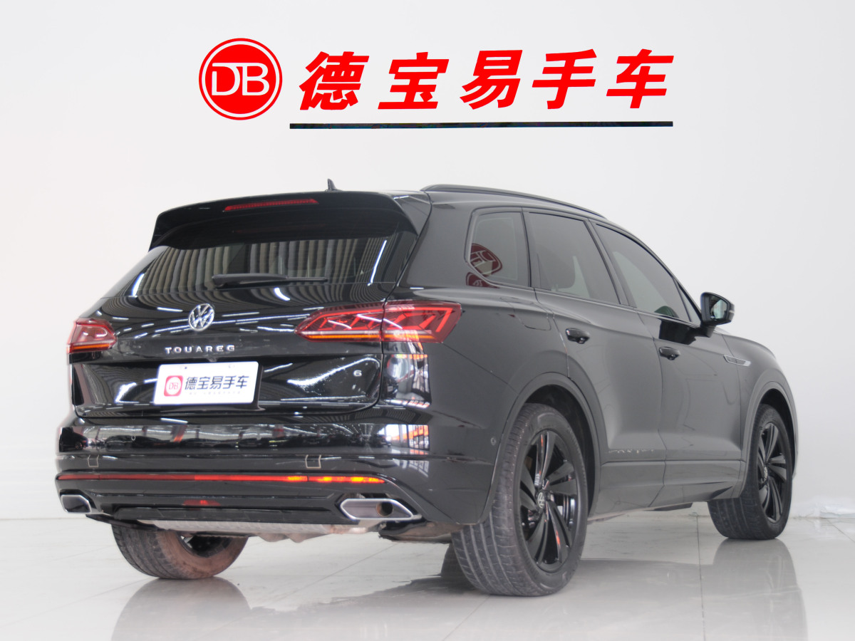 大眾 途銳  2022款 3.0TSI 銳享版 曜黑運(yùn)動(dòng)套裝圖片