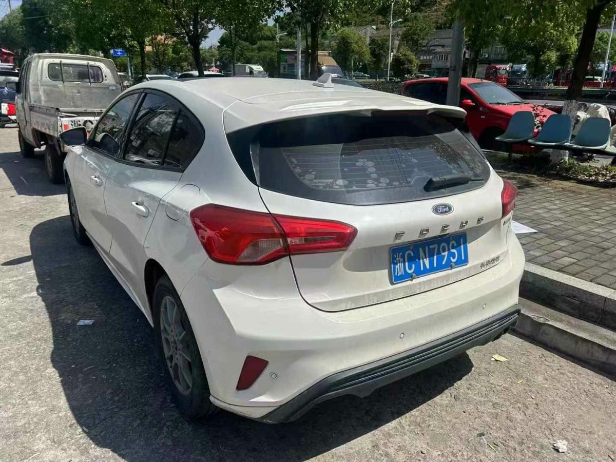 福特 ?？怂? 2019款 三廂 EcoBoost 180 自動(dòng)ST Line圖片