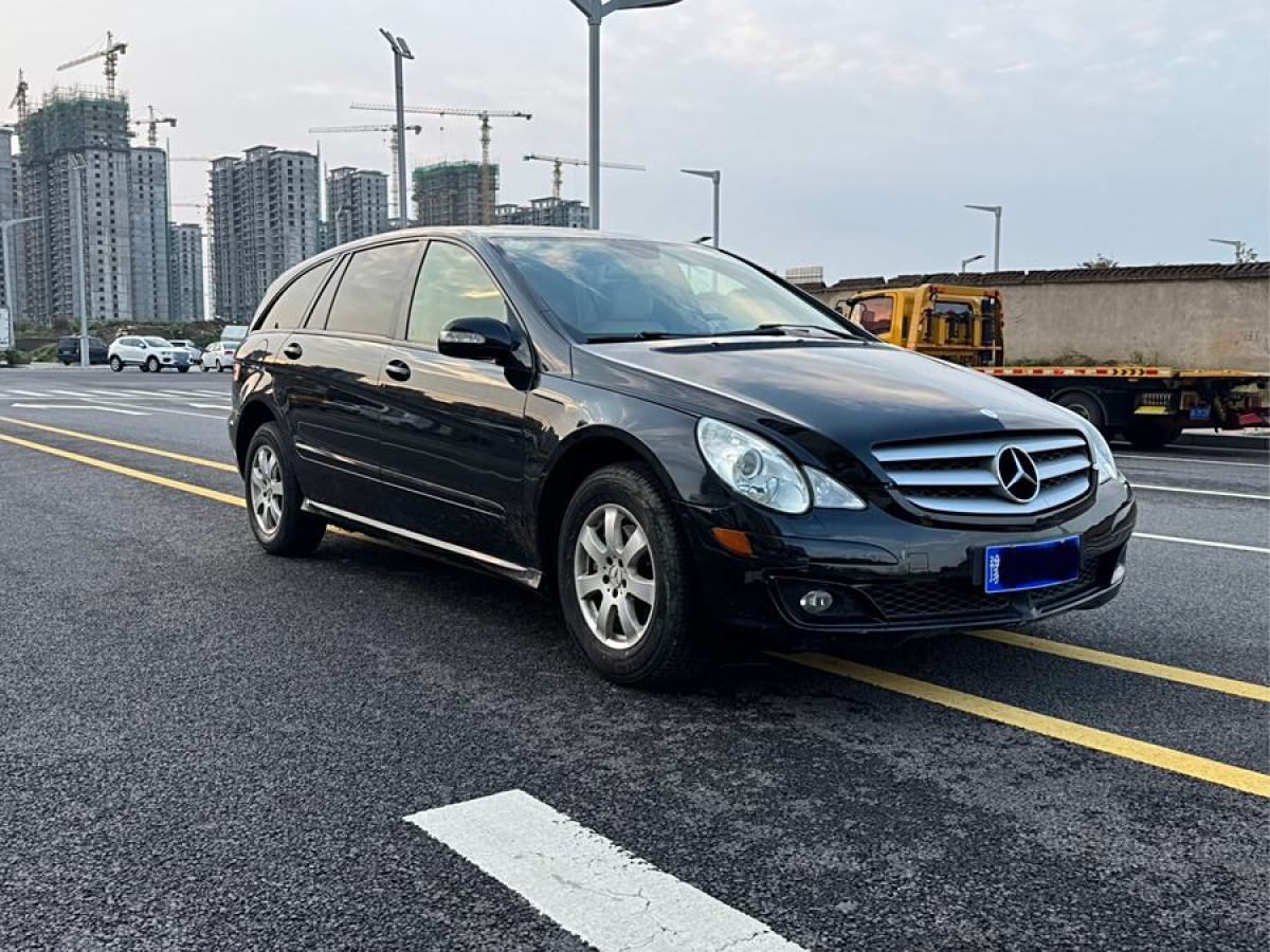 2006年12月奔馳 奔馳R級  2007款 R 350 L 4MATIC