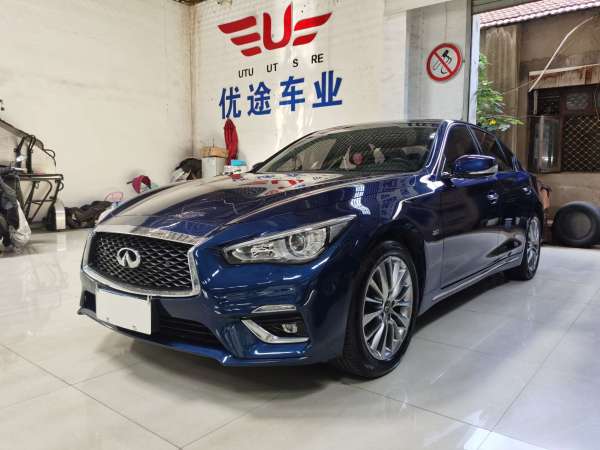 英菲尼迪 Q50L  2018款 2.0T 进享版