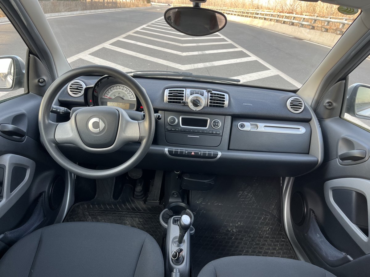 smart fortwo  2015款 1.0 MHD 新年特別版圖片