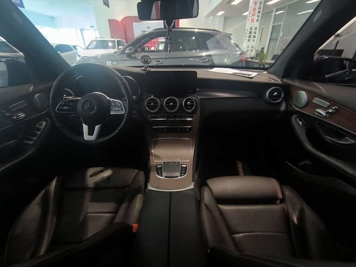 奔馳 奔馳GLC  2018款 改款 GLC 300 4MATIC 動感型圖片