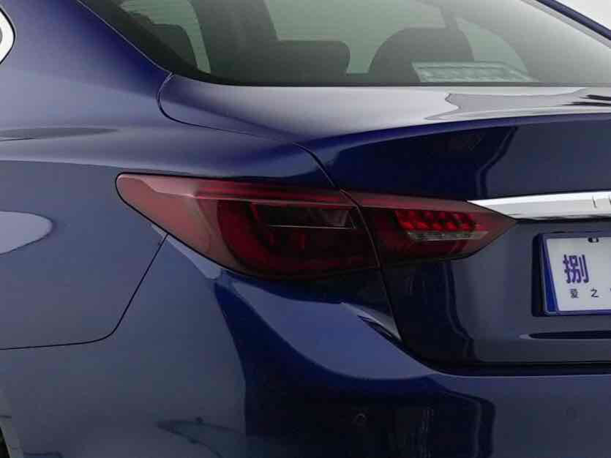 英菲尼迪 Q50L  2018款  2.0T 逸享版 國(guó)VI圖片