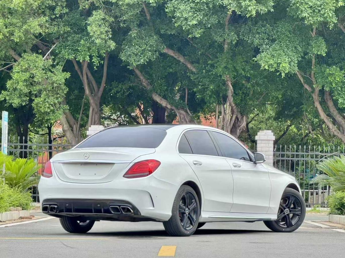 奔馳 奔馳C級(jí)  2019款 C 300 L圖片