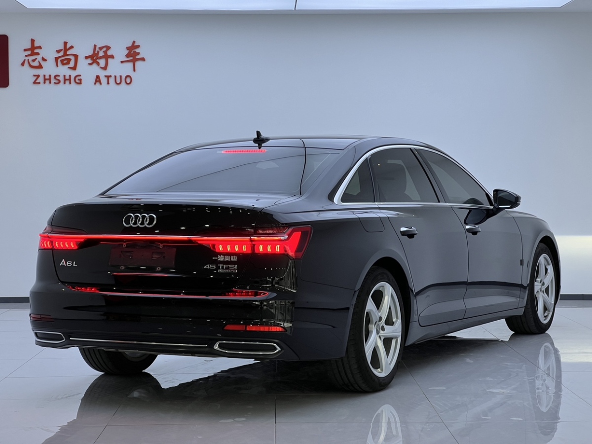 奧迪 奧迪A6L  2021款 45 TFSI quattro 臻選致雅型圖片