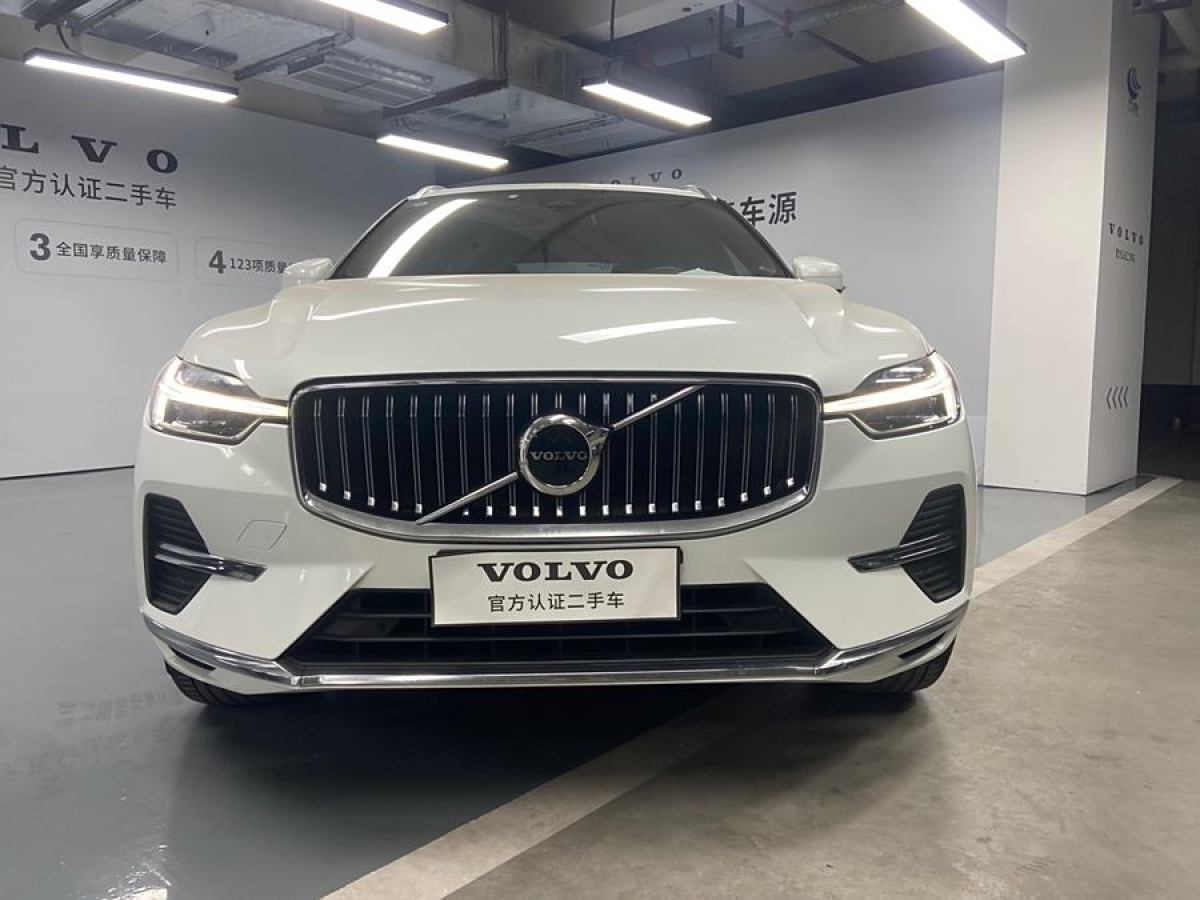 沃尔沃 XC60  2023款 B5 四驱智远豪华版图片