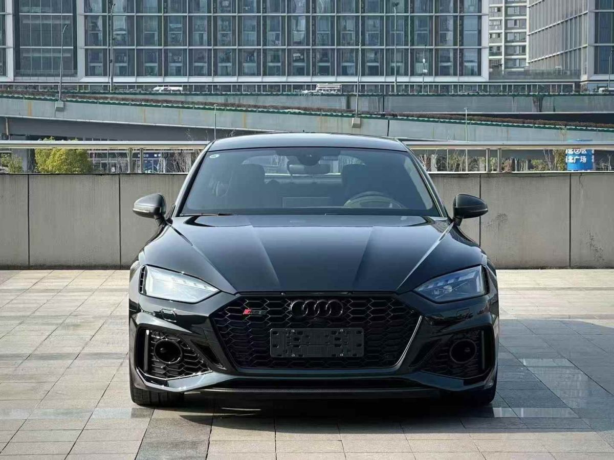 奧迪 奧迪RS 5  2024款 RS 5 2.9T Coupe 常規(guī)版圖片