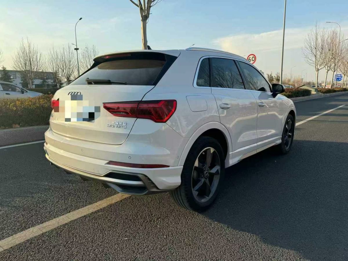 奧迪 奧迪Q3  2022款 35 TFSI 時(shí)尚動(dòng)感型圖片