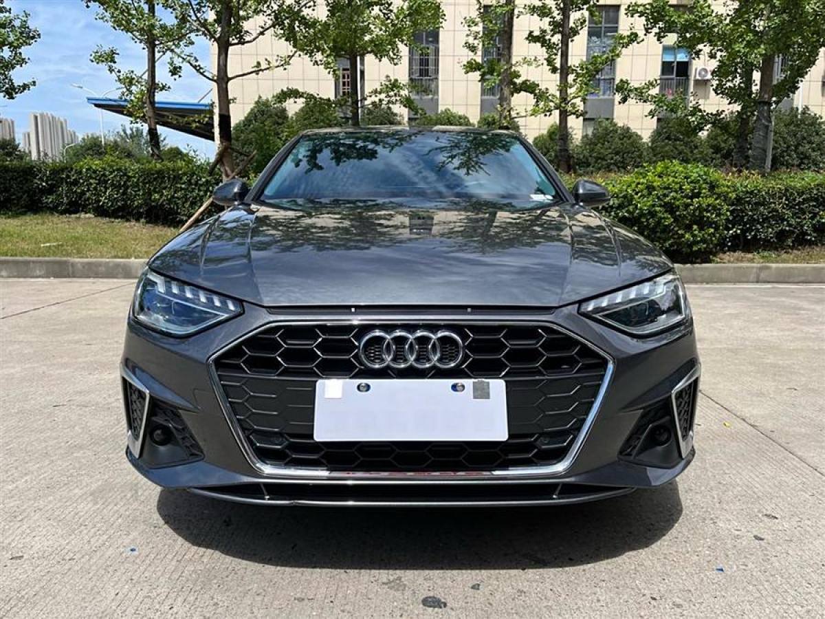 奧迪 奧迪A4L  2023款 40 TFSI 豪華動(dòng)感型圖片