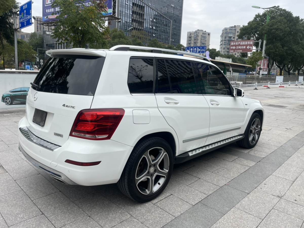 奔馳 奔馳GLK級  2015款 GLK 300 4MATIC 時尚型 極致版圖片