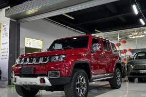 BJ40 北京  PLUS 2.3T 自動(dòng)四驅(qū)尊享版 國(guó)VI