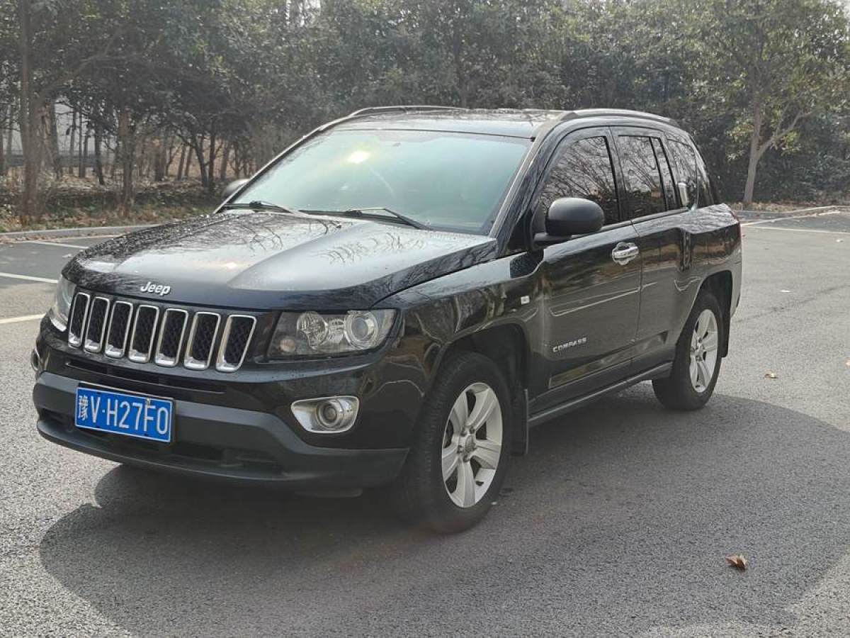 2014年1月Jeep 指南者  2014款 2.0L 兩驅(qū)運(yùn)動版