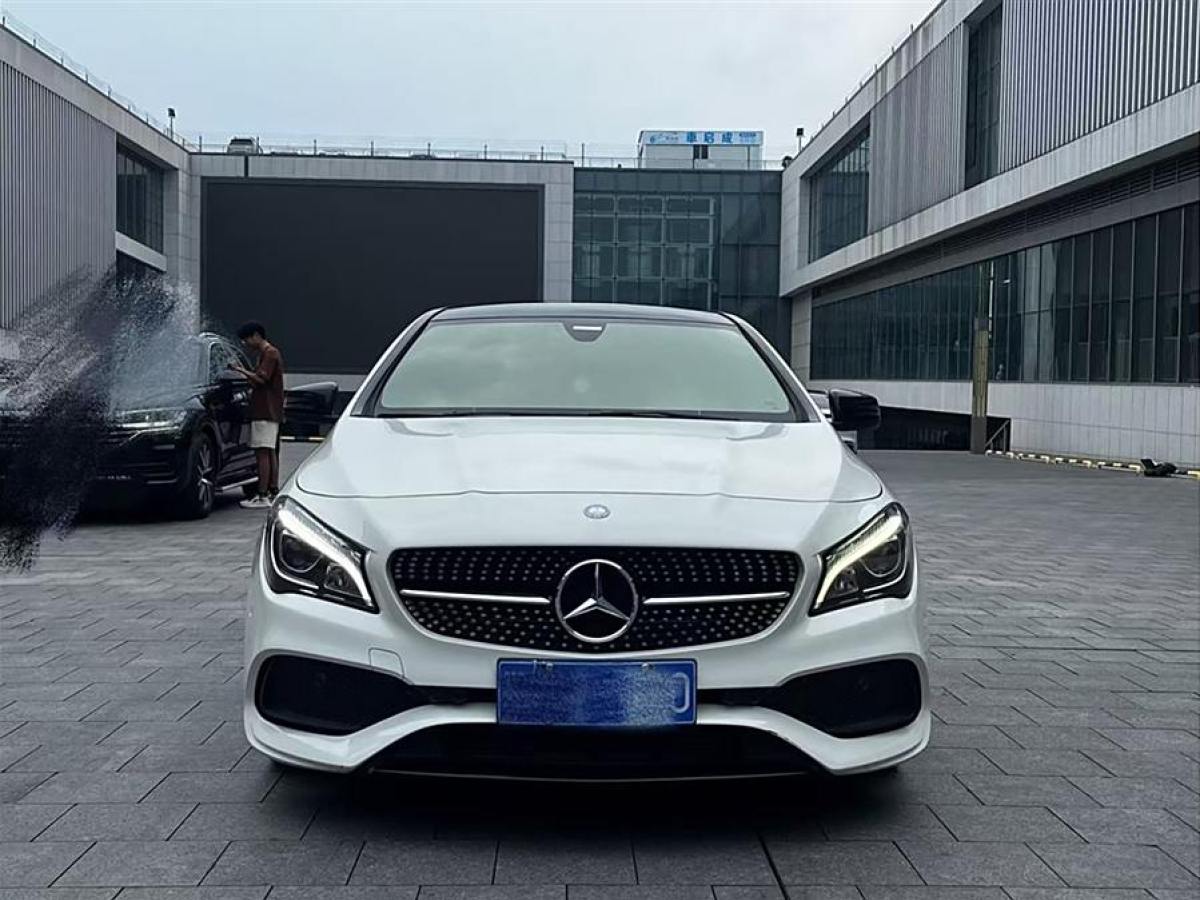 2016年12月奔馳 奔馳CLA級(jí)  2017款 改款 CLA 220 4MATIC