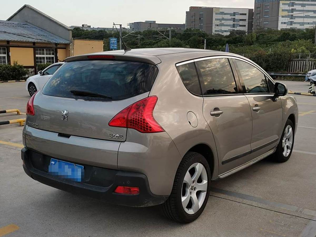 標(biāo)致 3008  2011款 1.6T 豪華型圖片