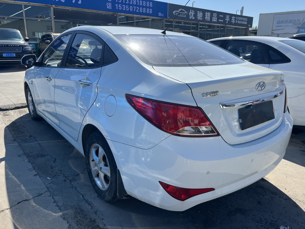 現(xiàn)代 瑞納  2014款 1.4L 自動智能型GLS圖片