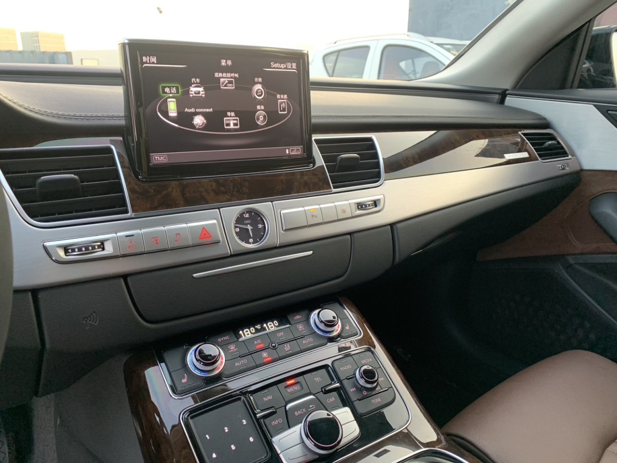 2017年7月奥迪 奥迪A8  2017款 A8L 45 TFSI quattro舒适型