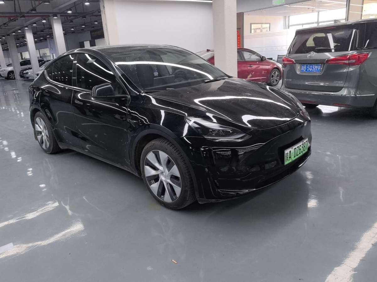 特斯拉 Model 3  2021款 改款 標(biāo)準(zhǔn)續(xù)航后驅(qū)升級(jí)版圖片