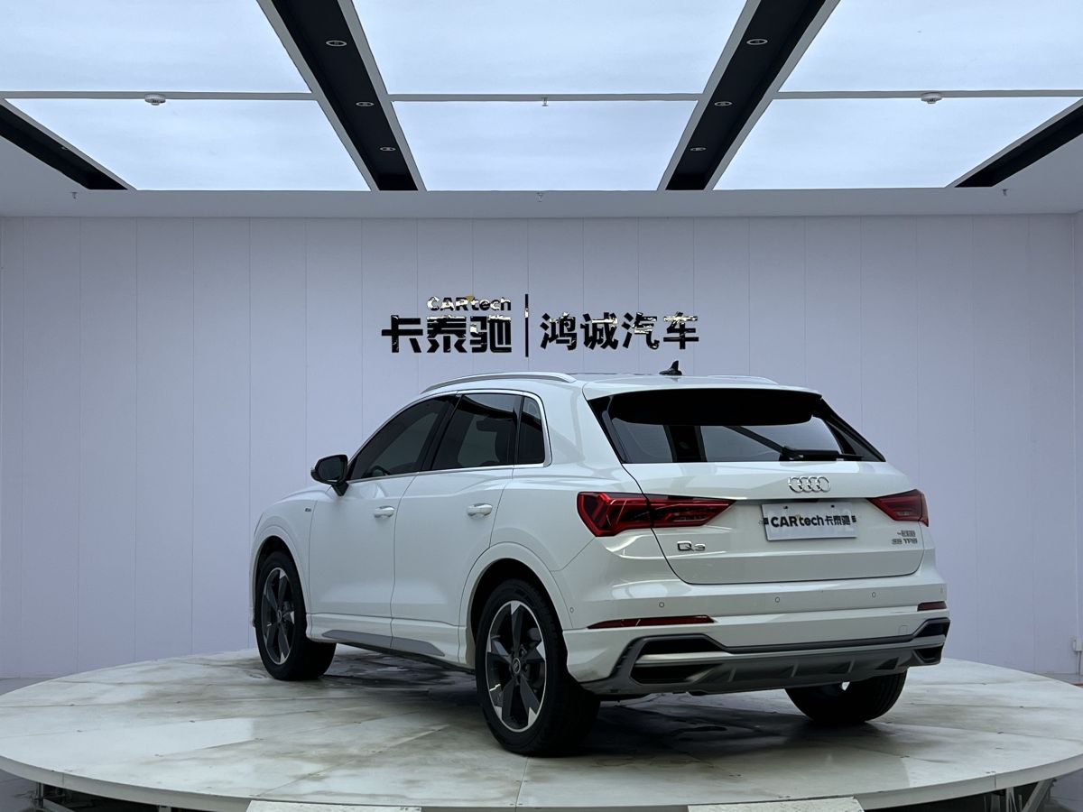 奧迪 奧迪Q3  2024款 35 TFSI 時(shí)尚動(dòng)感型圖片