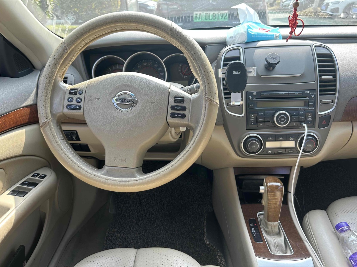 日產(chǎn) 軒逸  2009款 2.0XL CVT豪華版圖片