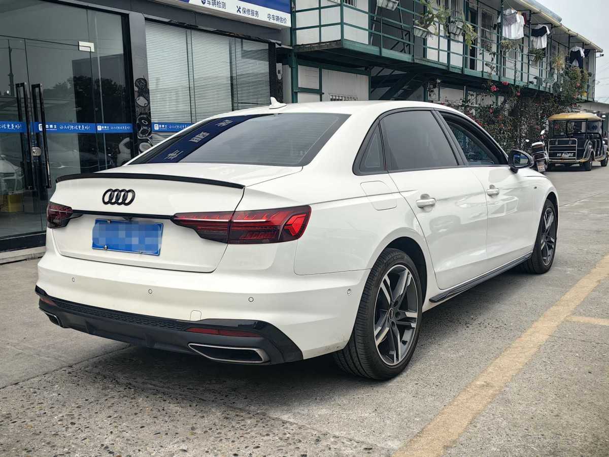 奧迪 奧迪A4L  2022款 40 TFSI 豪華動感型圖片