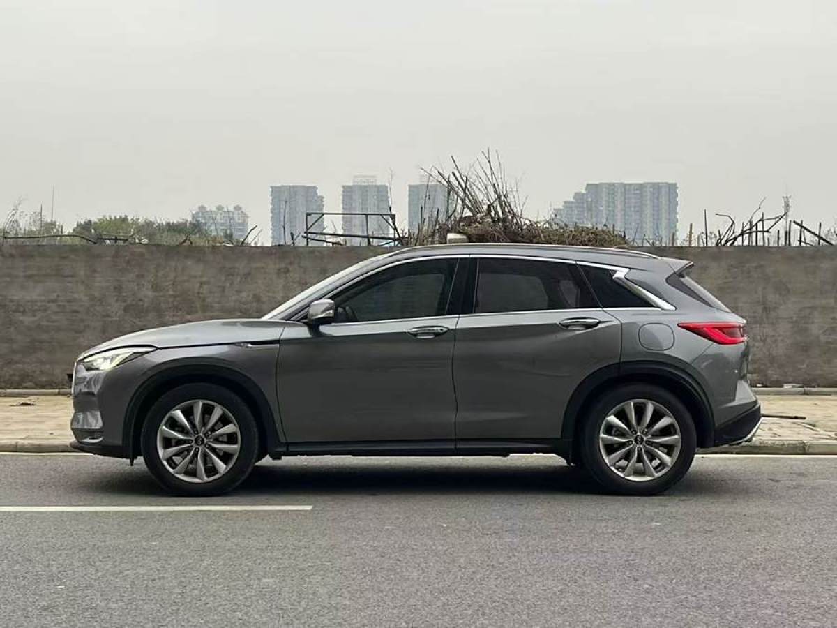 英菲尼迪 QX50  2018款 2.0T 四驅(qū)菁英版圖片