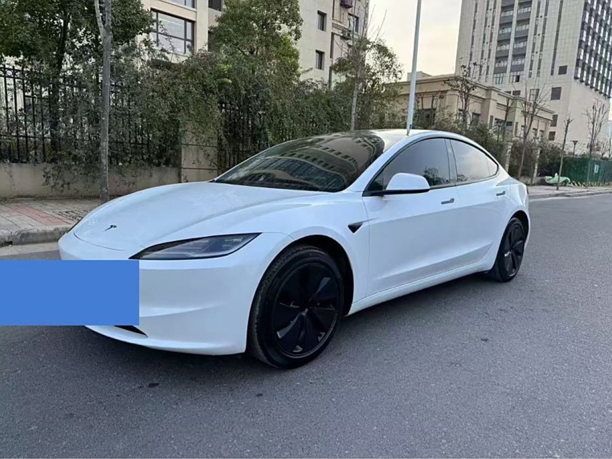 特斯拉 Model Y  2023款 后輪驅(qū)動(dòng)版圖片