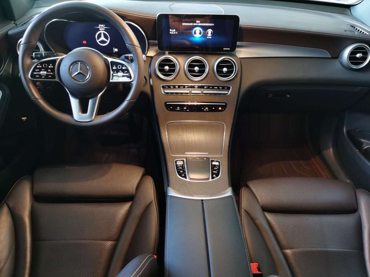 奔驰 奔驰GLC  2021款 GLC 260 L 4MATIC 豪华型图片