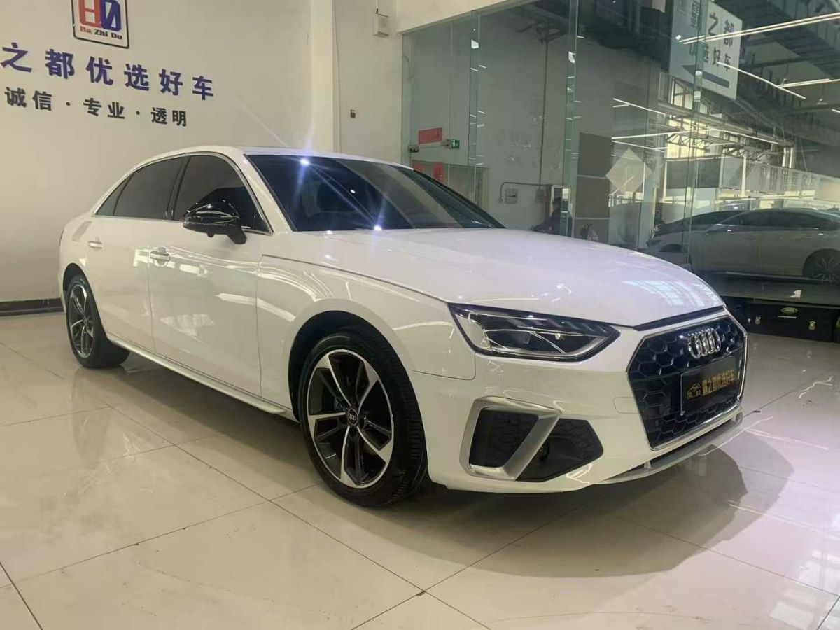 奧迪 奧迪A4L  2023款 35 TFSI 時(shí)尚動(dòng)感型圖片