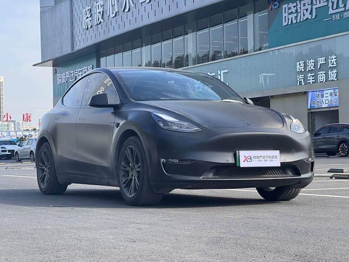 特斯拉 Model 3  2021款 改款 標(biāo)準(zhǔn)續(xù)航后驅(qū)升級版圖片