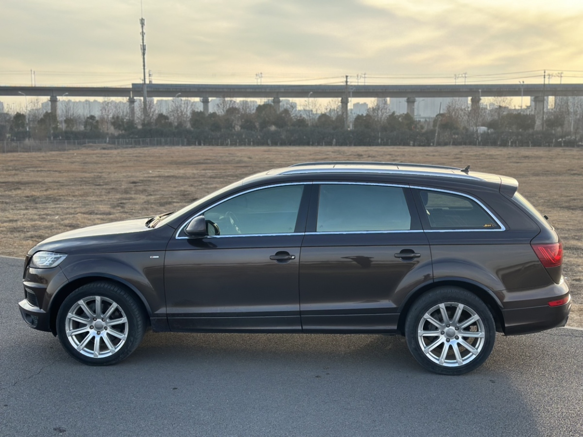 奧迪 奧迪Q7  2014款 35 TDI 運動型圖片