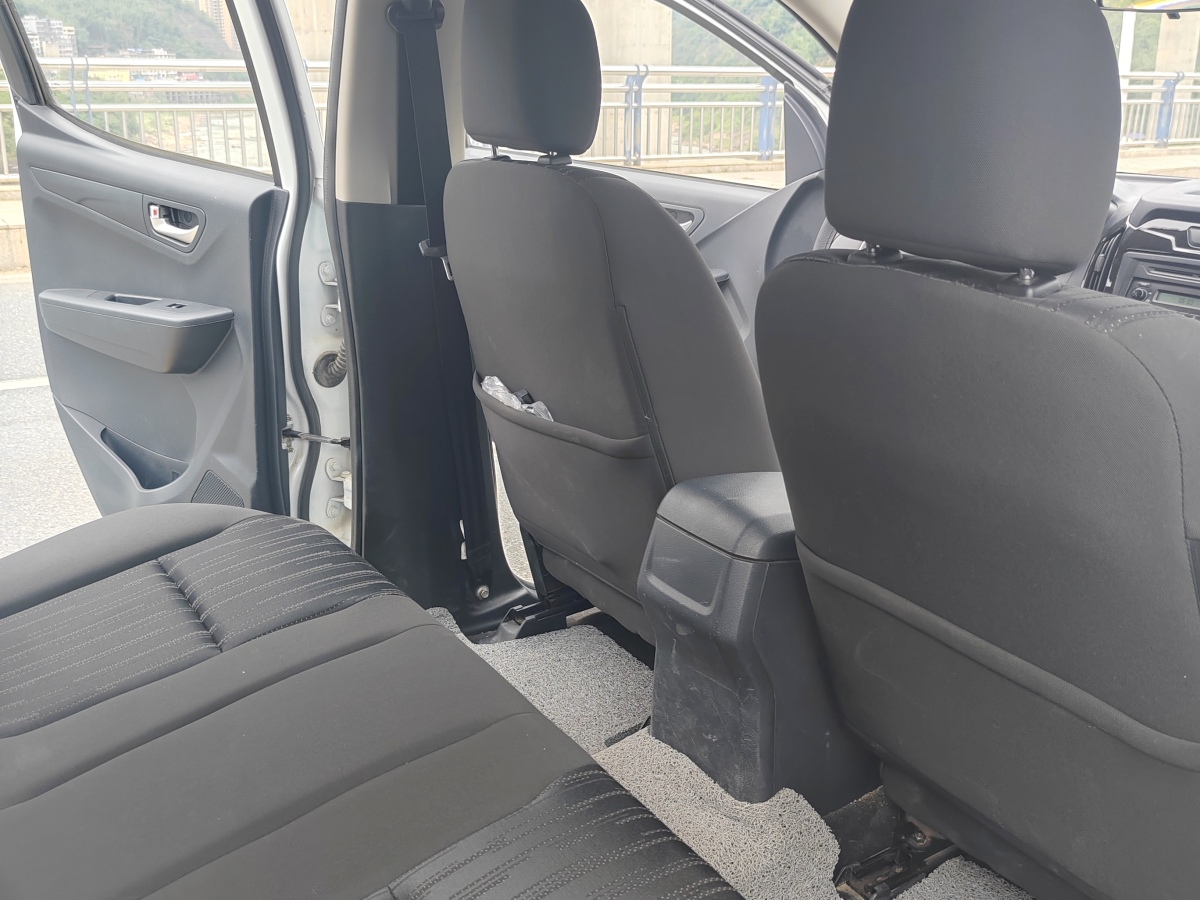 五十铃 瑞迈  2018款 2.8T经典版两驱豪华款加长货厢JE493ZLQ5F图片