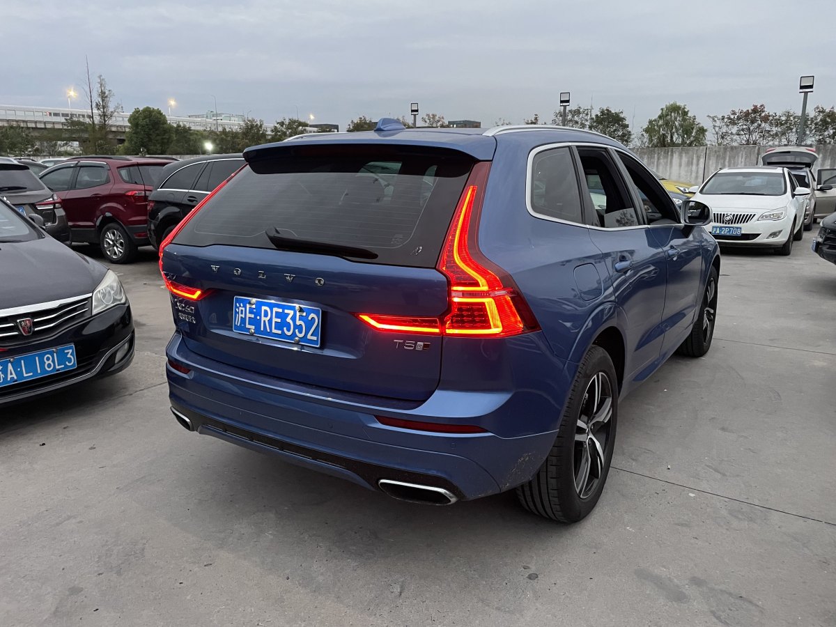 沃爾沃 XC60  2020款 T5 四驅智遠運動版圖片