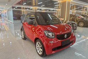 fortwo smart 1.0L 52千瓦硬頂摯愛特別版